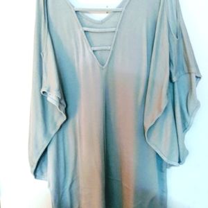 Bathing Suit Cover-Up. Light grey. Size L